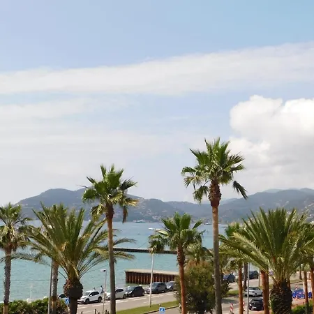Appartement Spacious 2-bedroom In Egee With Parking And Air Conditi Cannes